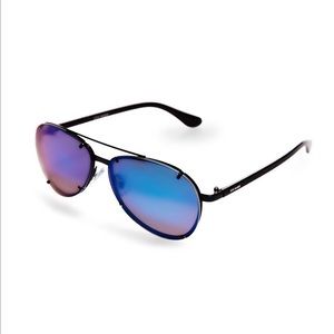 Steve Madden Black Blue sunglasses